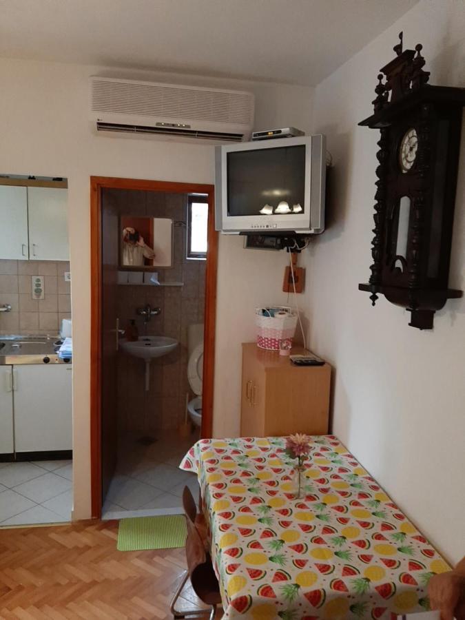 Centre Apartman *
